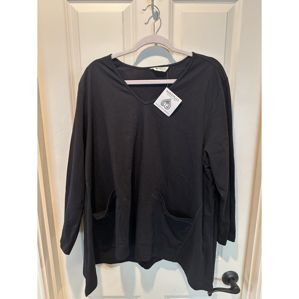 Marketplace Black V-Neck Long Sleeve Tunic Sweater with Front Pockets